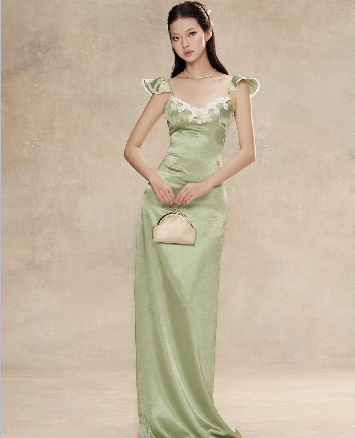 SDevons collection pre-fall Dress 03